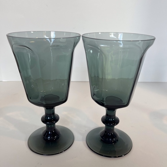 Set of Two Glass Goblets in Smokey Blue-Gray Color - Picture 8 of 8